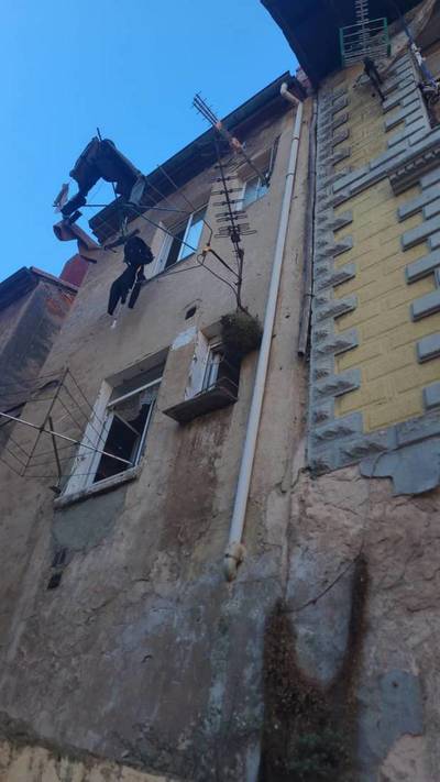 SANEAMIENTO FACHADAS POSTERIOR Cimadevilla en Gijón